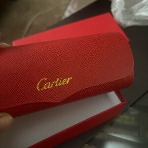 Never worn cartiers!!!! Nice shades for the summer!